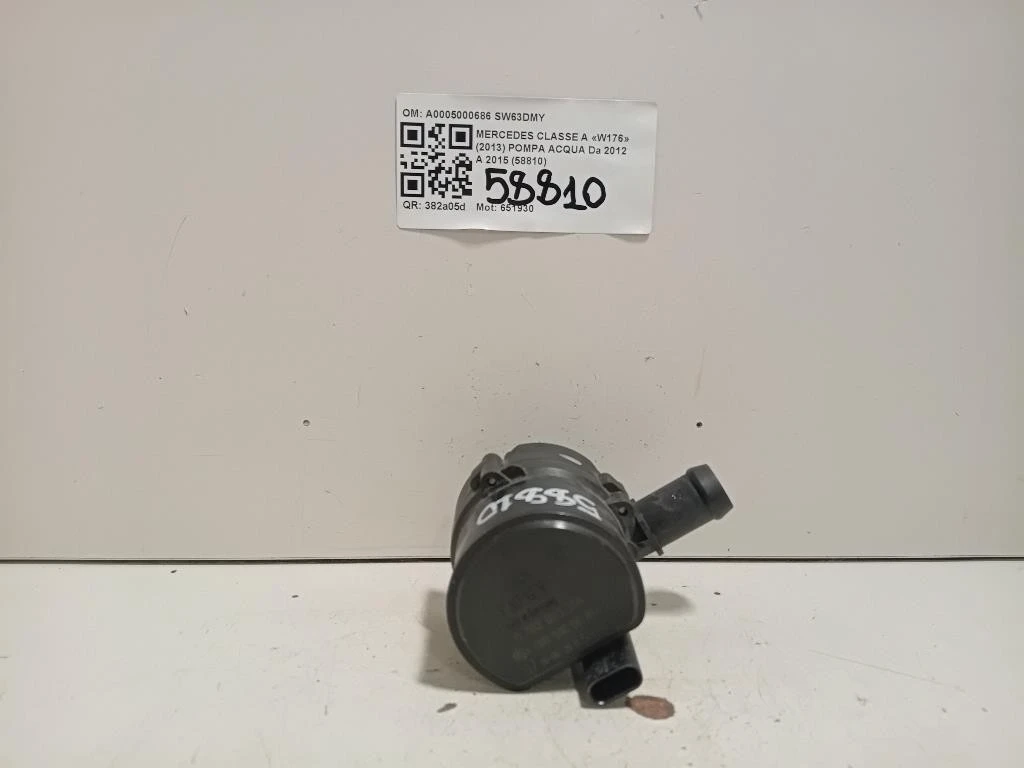 Pompa Acqua A0005000686 Mercedes Classe A W176 2013