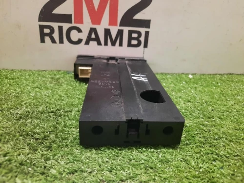 Cassetto BOX Portaoggetti 8E1941561B ESP Audi A4 8ED Avant 2005