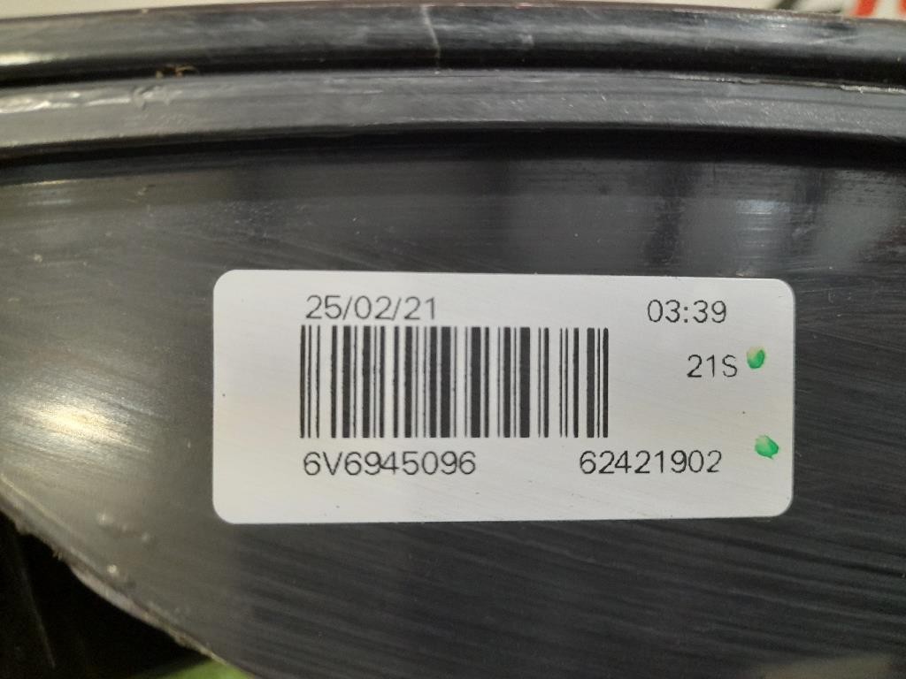 Fanale POST DX 6V6945096 Skoda Fabia NJ3 2018