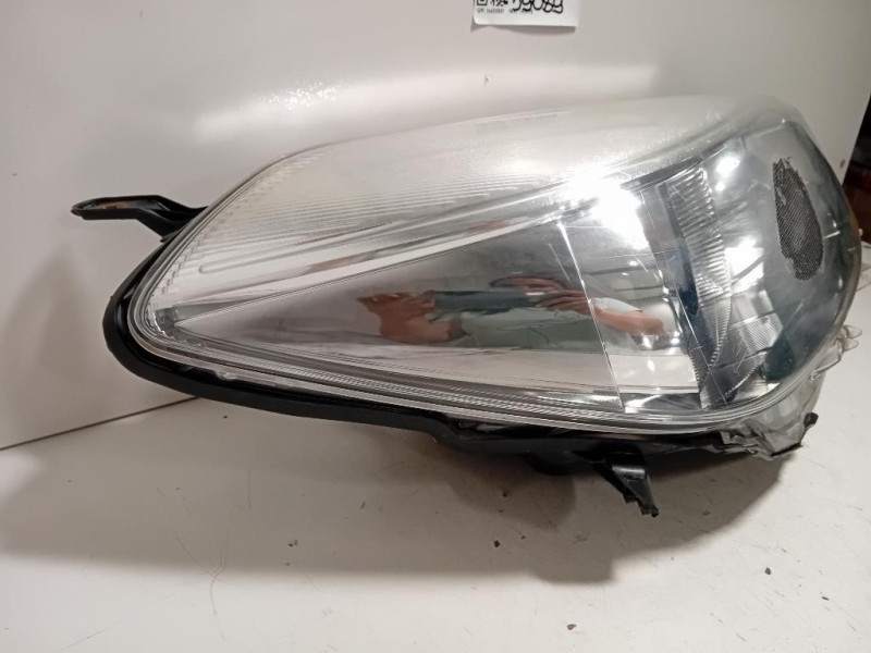 Proiettore ANT DX PROIETTORE ANT DX Toyota Yaris IV 2014