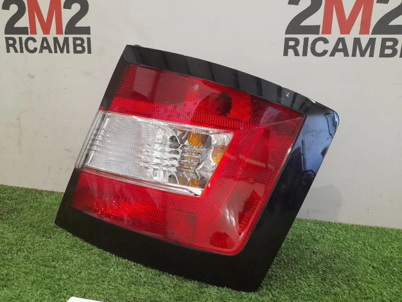 Fanale POST DX 6V6945096 Skoda Fabia NJ3 2018