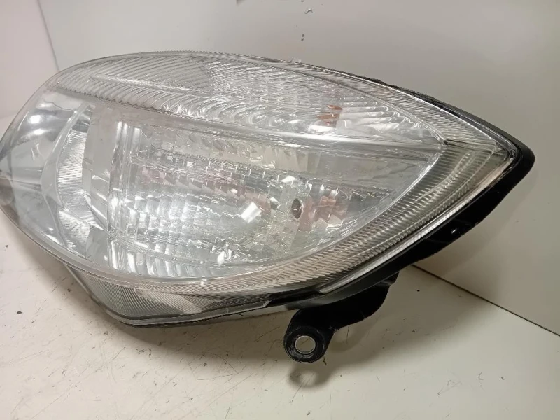 Proiettore ANT SX 5J1941017C Skoda Roomster 5J7 2010
