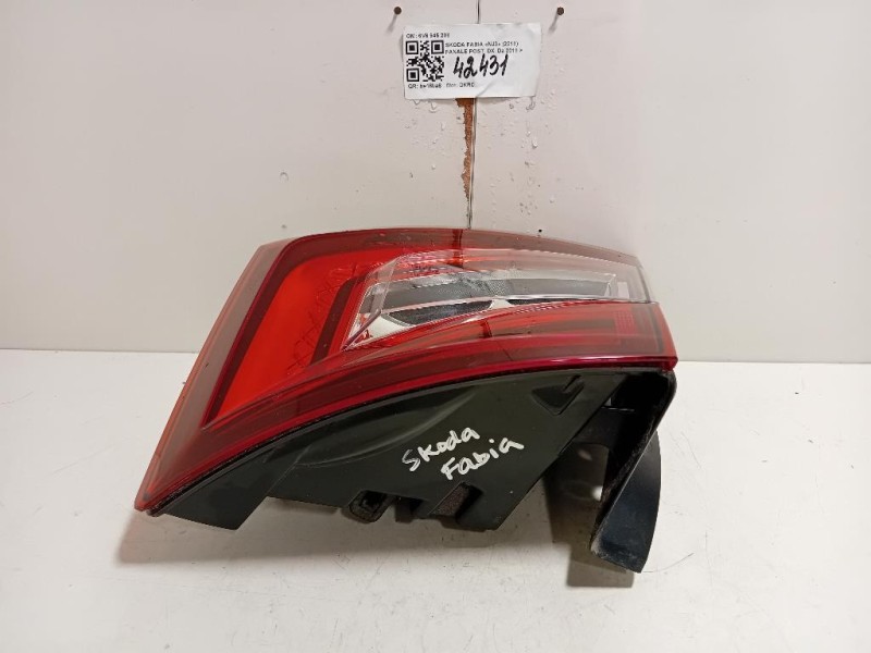 Fanale POST DX 6V6 945 208 Skoda Fabia NJ3 2018