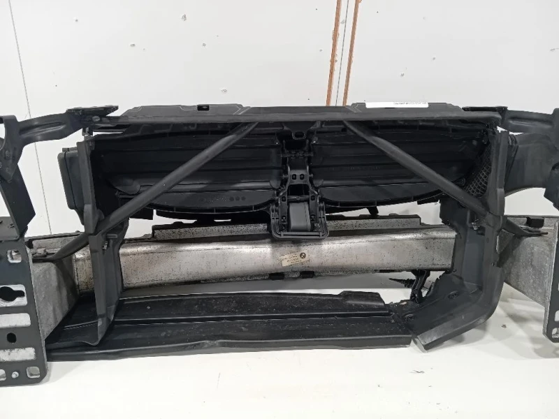 Rivestimento Frontale ANT 51647033745 Bmw Serie 5 E60 Berlina 2004
