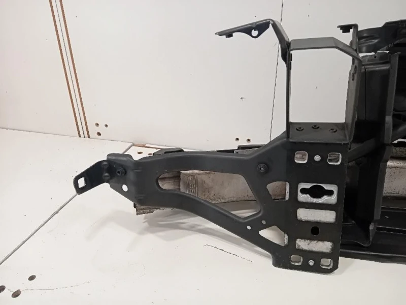 Rivestimento Frontale ANT 51647033745 Bmw Serie 5 E60 Berlina 2004