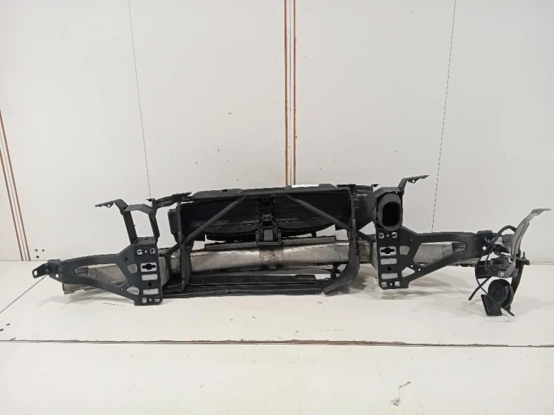 Rivestimento Frontale ANT 51647033745 Bmw Serie 5 E60 Berlina 2004