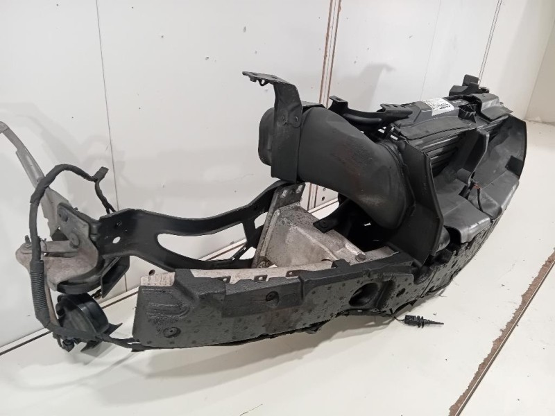 Rivestimento Frontale ANT 51647033745 Bmw Serie 5 E60 Berlina 2004