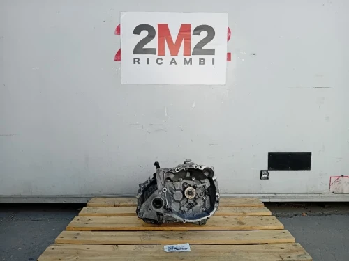 Cambio 5 MARCE MANUALE Renault CLIO IV 2016