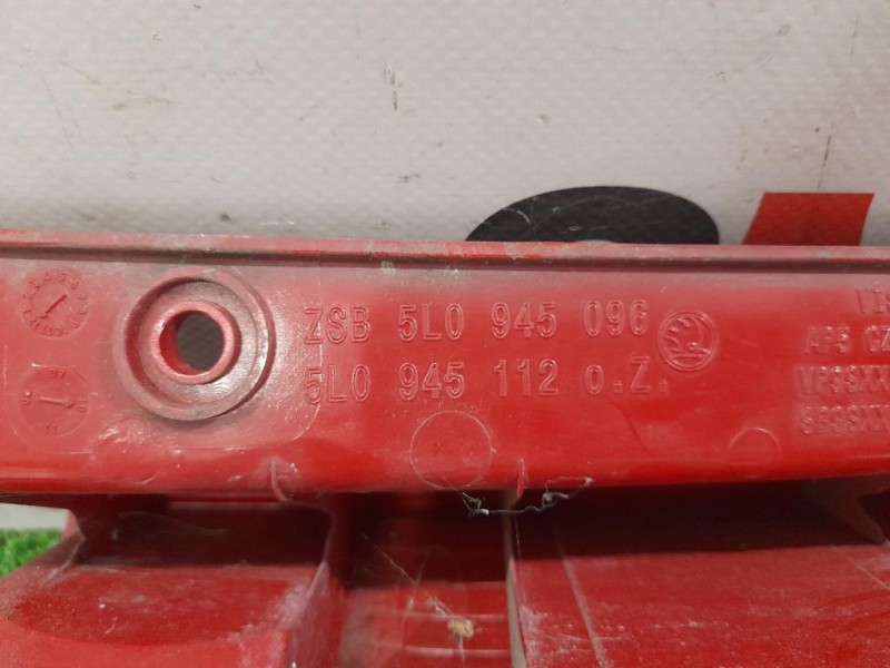 Fanale POST DX 5L0945112 Skoda YETI 2010