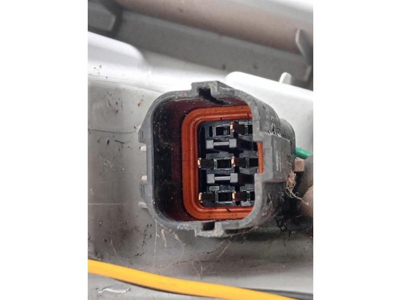 Fanale POST DX 83602-35000 Ssangyong Tivoli 2015