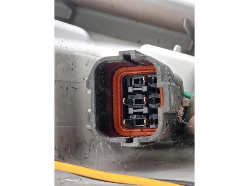 Fanale POST DX 83602-35000 Ssangyong Tivoli 2015