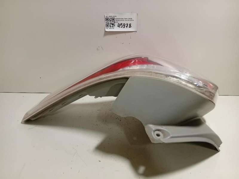 Fanale POST DX 83602-35000 Ssangyong Tivoli 2015