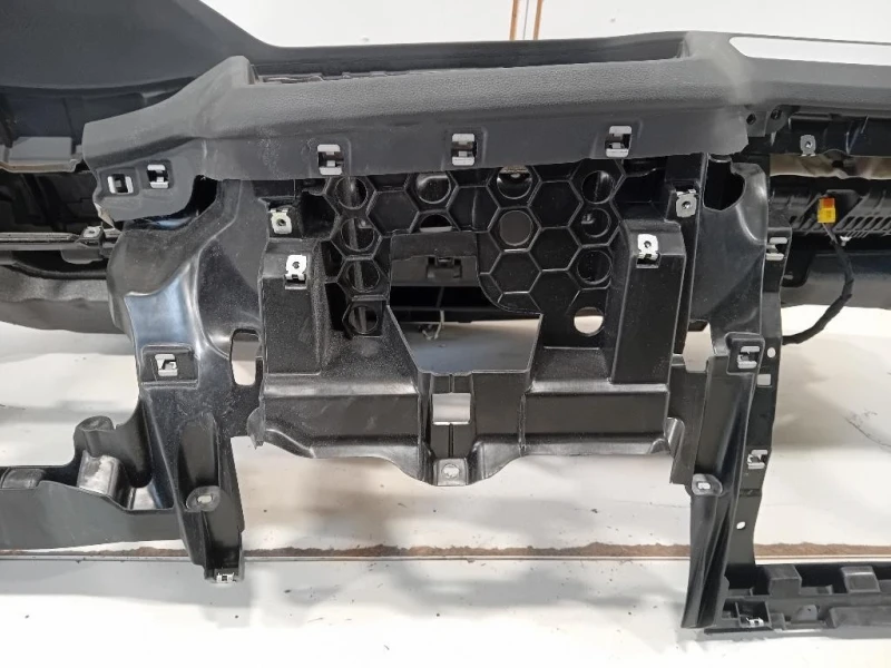 Cruscotto CRUSCOTTO Volkswagen Tiguan II 2016