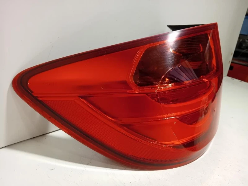 Fanale POST SX FANALE POST SX Bmw Serie 3 F31 Touring 2012