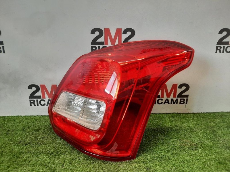 Fanale POST DX 220-59362 Suzuki Swift VI 2017