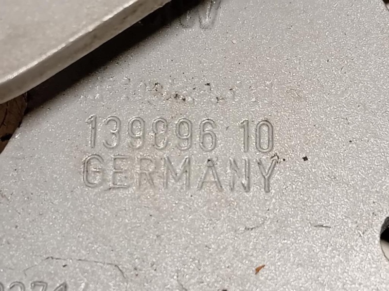 KIT Cerniere Cofano ANT 1398961013989610 Bmw Serie 1 F20 Berlina 2012
