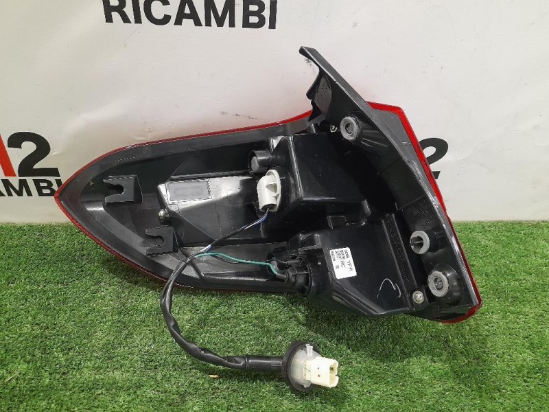 Fanale POST DX 34906 Suzuki Vitara II 2018