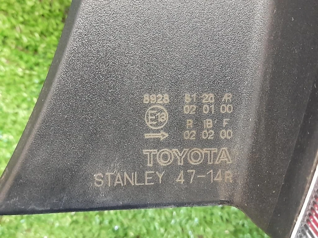 Fanale POST DX Toyota Prius II 2012