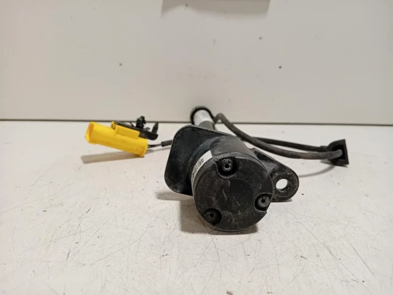 Attuatore Cerniera Cofano ANT DX 1669060002 Mercedes Classe GLE W166 2015