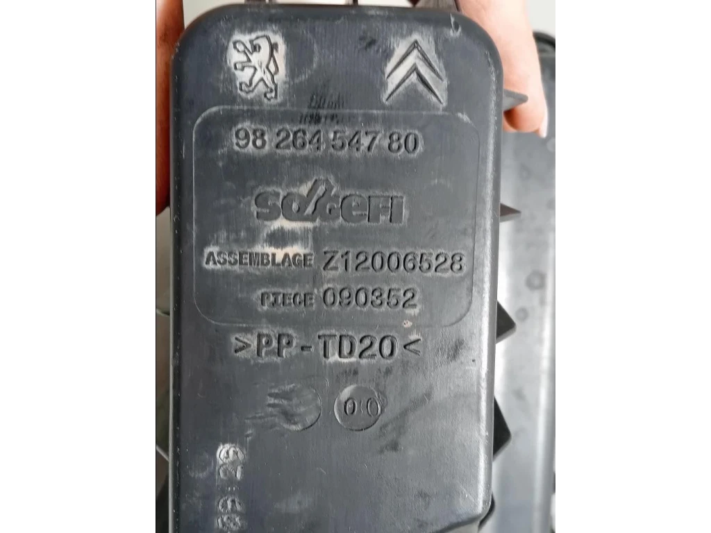 Scatola Filtro ARIA 9826454780 Peugeot 208 I 2015