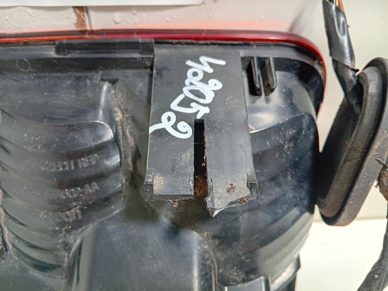 Fanale POST DX 4VEX-13A602-AA Volkswagen Caddy III 2004