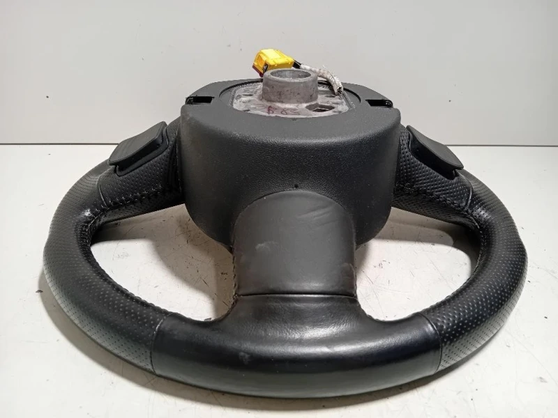 Volante 61711340B00 Audi A4 8EC 2005