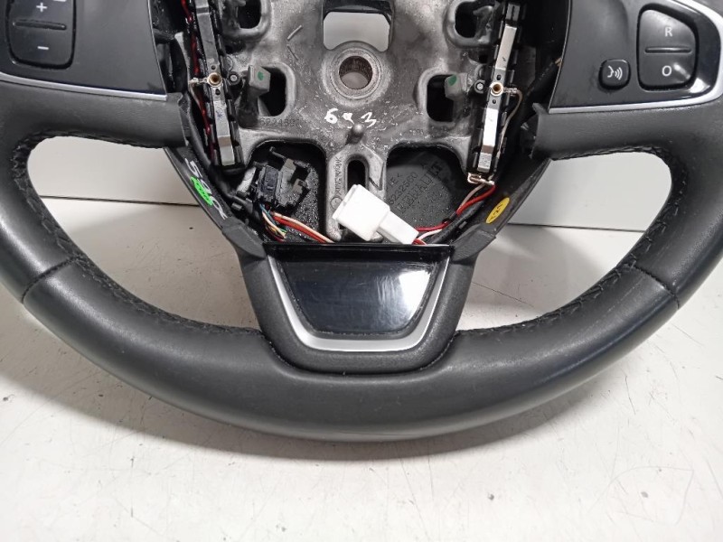 Volante 639538500C Renault CLIO IV 2016