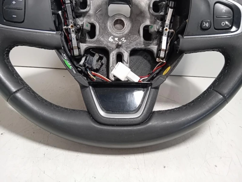 Volante 639538500C Renault CLIO IV 2016