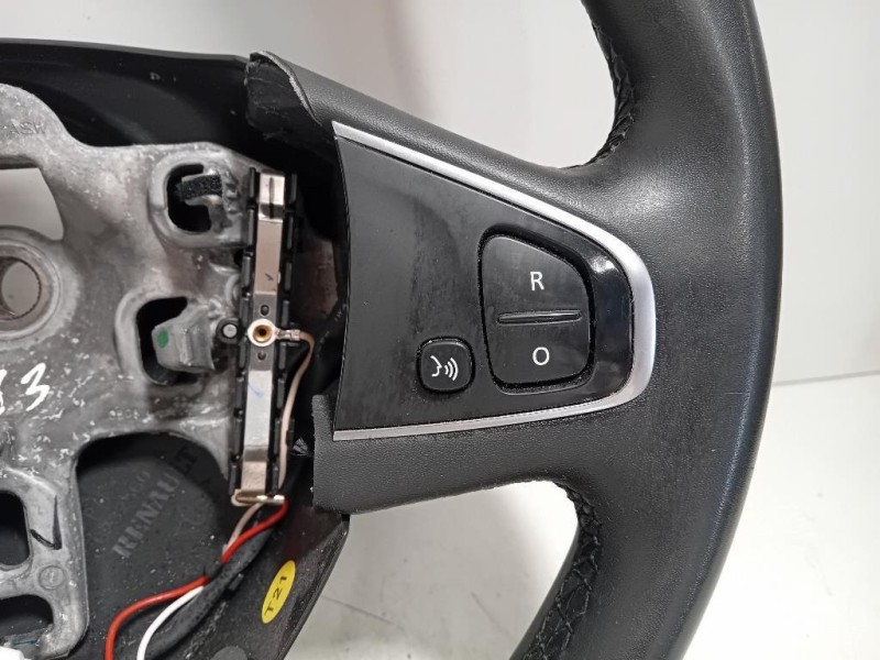 Volante 639538500C Renault CLIO IV 2016
