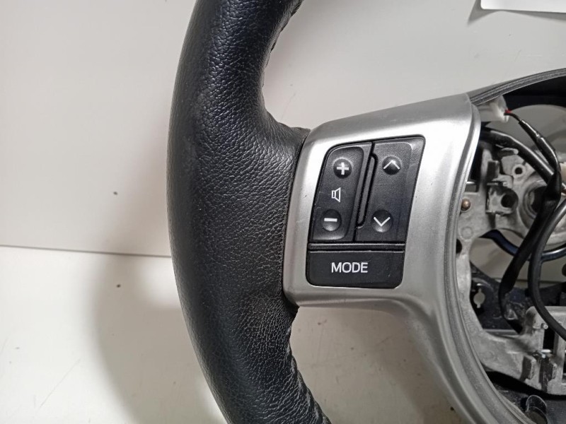 Volante 306744199483 Toyota Yaris IV 2014