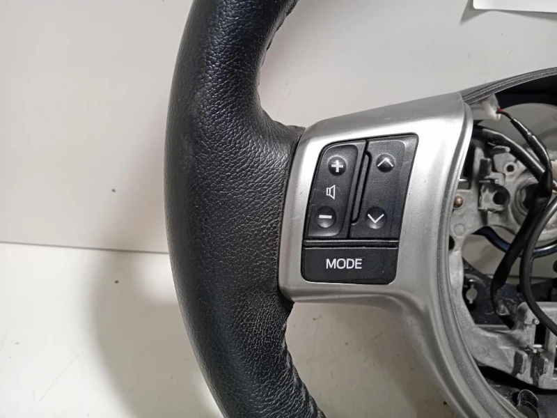 Volante 306744199483 Toyota Yaris IV 2014