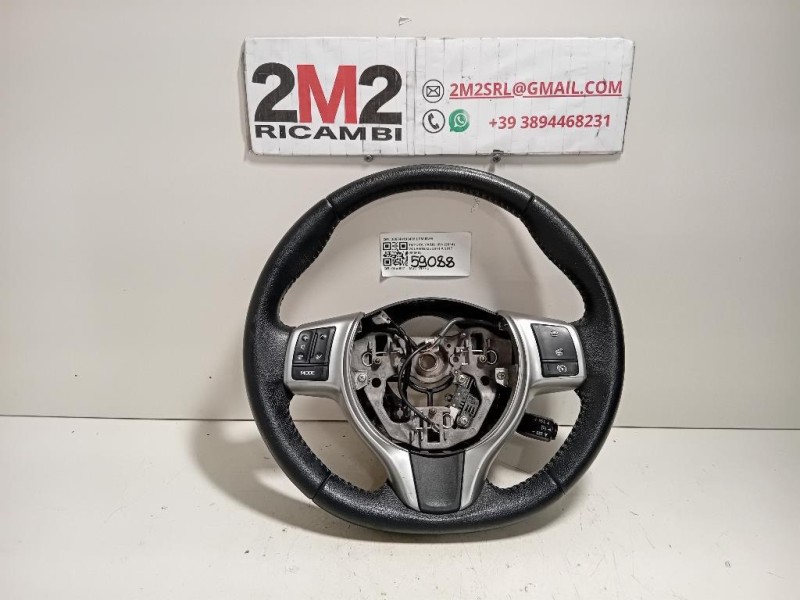 Volante 306744199483 Toyota Yaris IV 2014