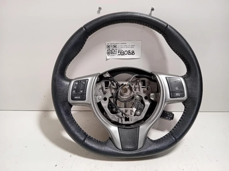 Volante 306744199483 Toyota Yaris IV 2014