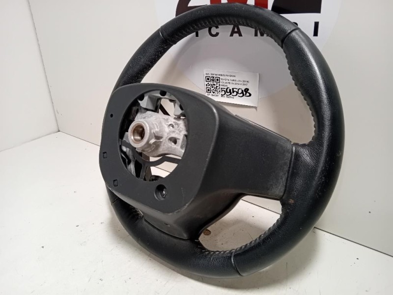 Volante 306744199B2S Toyota Yaris IV 2014