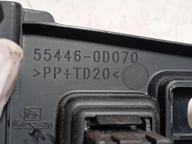 Interruttore Avviamento Motore Start-stop 55446-0D070 Toyota Yaris IV 2014