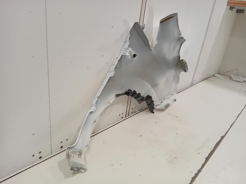 Parafango ANT SX 63101JX00A Nissan Nv200 2009
