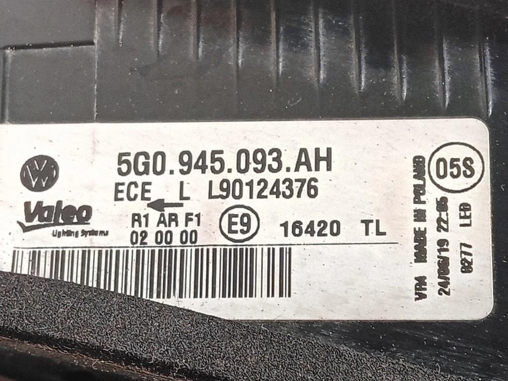 Fanale POST DX 5 G0 945 093 AH Volkswagen GOLF VII 2017