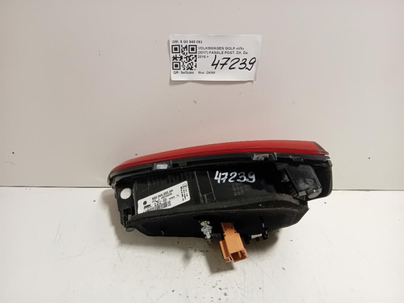 Fanale POST DX 5 G0 945 093 AH Volkswagen GOLF VII 2017