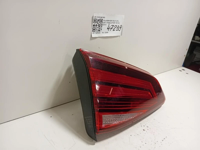 Fanale POST DX 5 G0 945 093 AH Volkswagen GOLF VII 2017