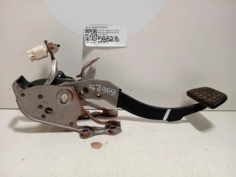 Pedale Freno 471010D470 Toyota Yaris IV 2014