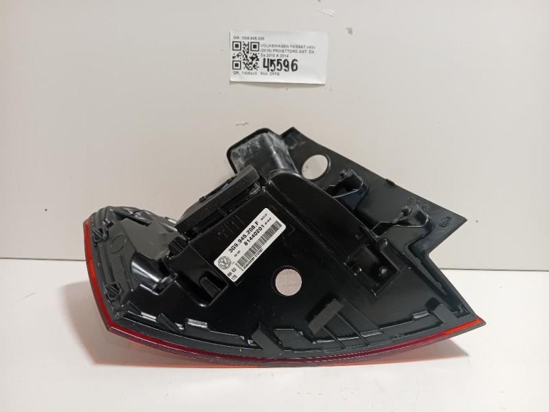 Fanale POST DX 3G9945208 3G9945208F Volkswagen Passat VII 2015