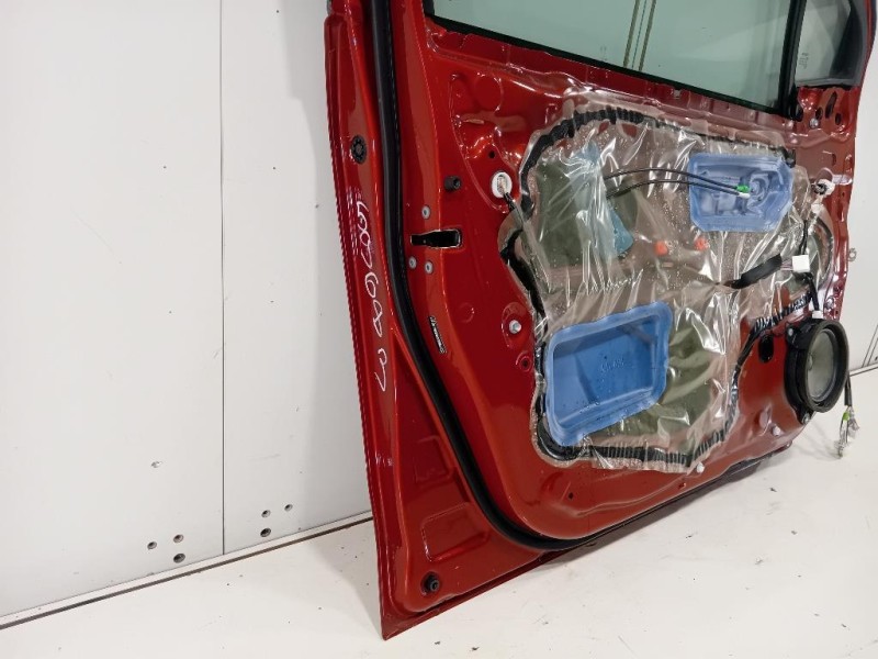 Porta ANT SX 670020D500 Toyota Yaris IV 2014
