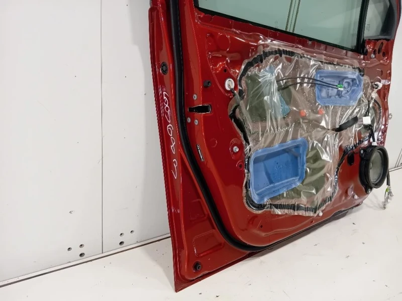 Porta ANT SX 670020D500 Toyota Yaris IV 2014