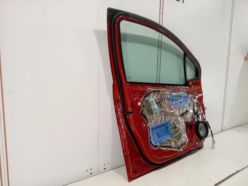 Porta ANT SX 670020D500 Toyota Yaris IV 2014