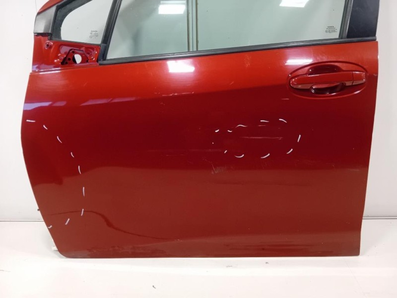 Porta ANT SX 670020D500 Toyota Yaris IV 2014