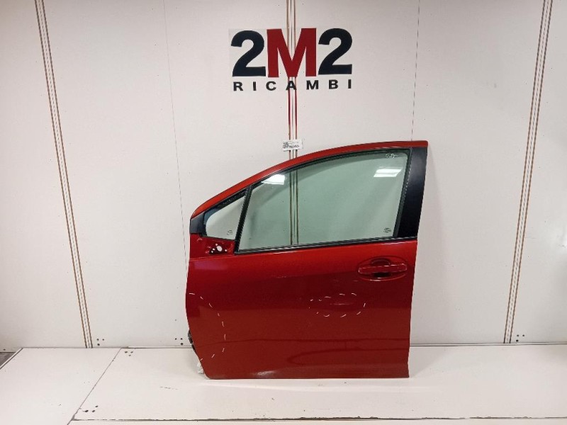Porta ANT SX 670020D500 Toyota Yaris IV 2014