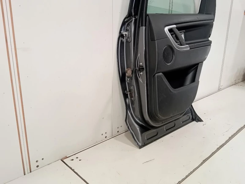 Porta POST DX LR061284 Land Rover Discovery V Sport 2015