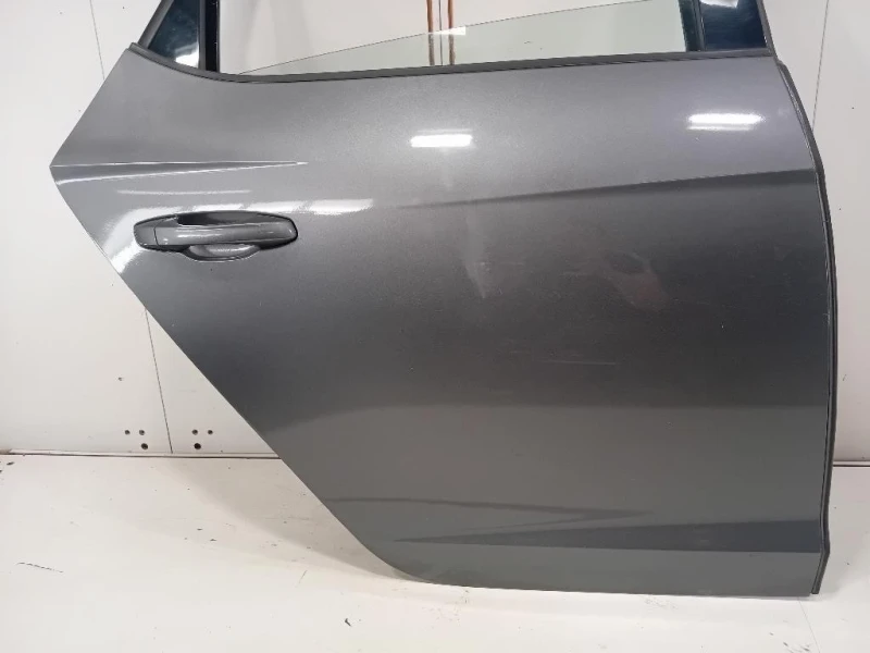 Porta POST DX 5F4833056 Seat LEON 5F1 2013