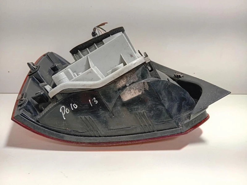 Fanale POST DX 6R0 945 258 A Volkswagen POLO VI 2009