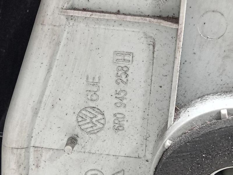 Fanale POST DX 6R0 945 258 A Volkswagen POLO VI 2009